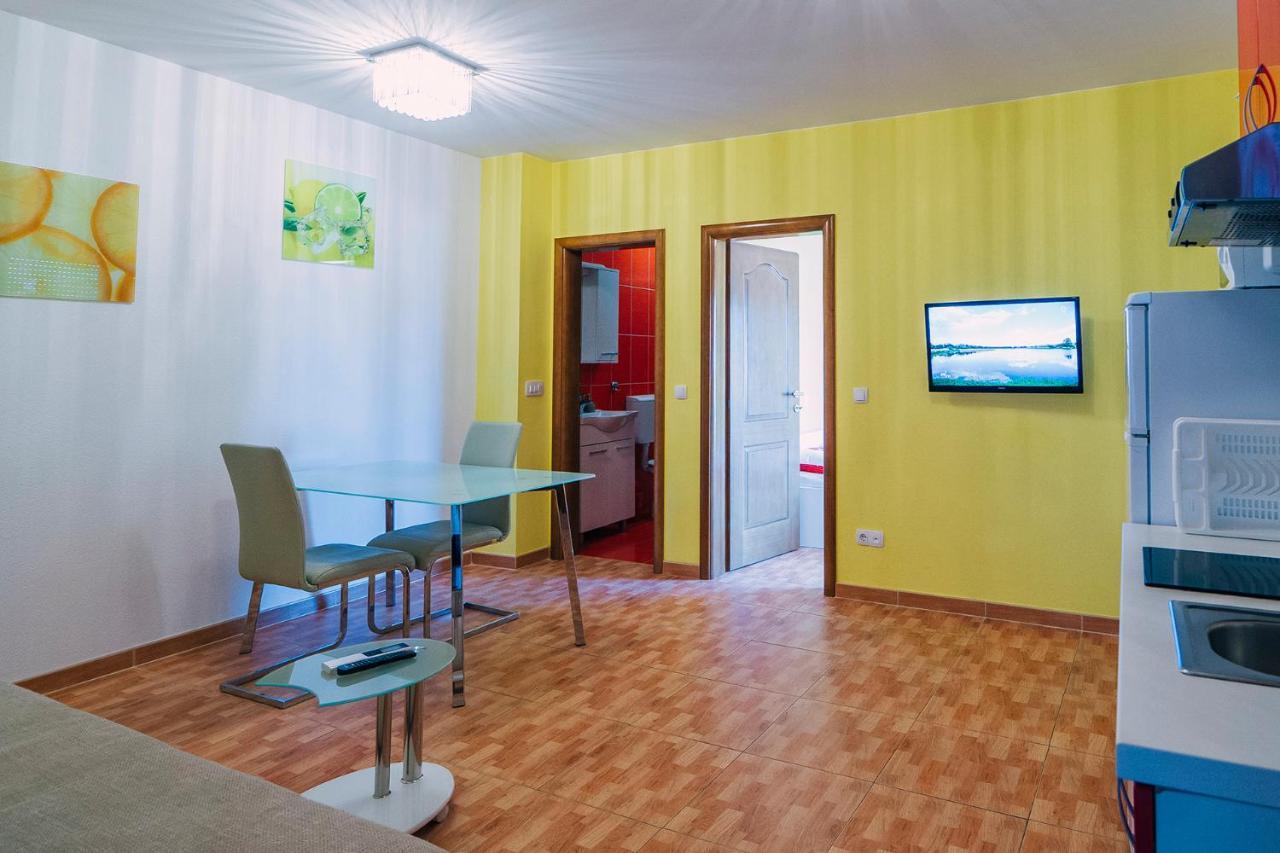 Apartments Luxur Center Baška Voda Exterior foto