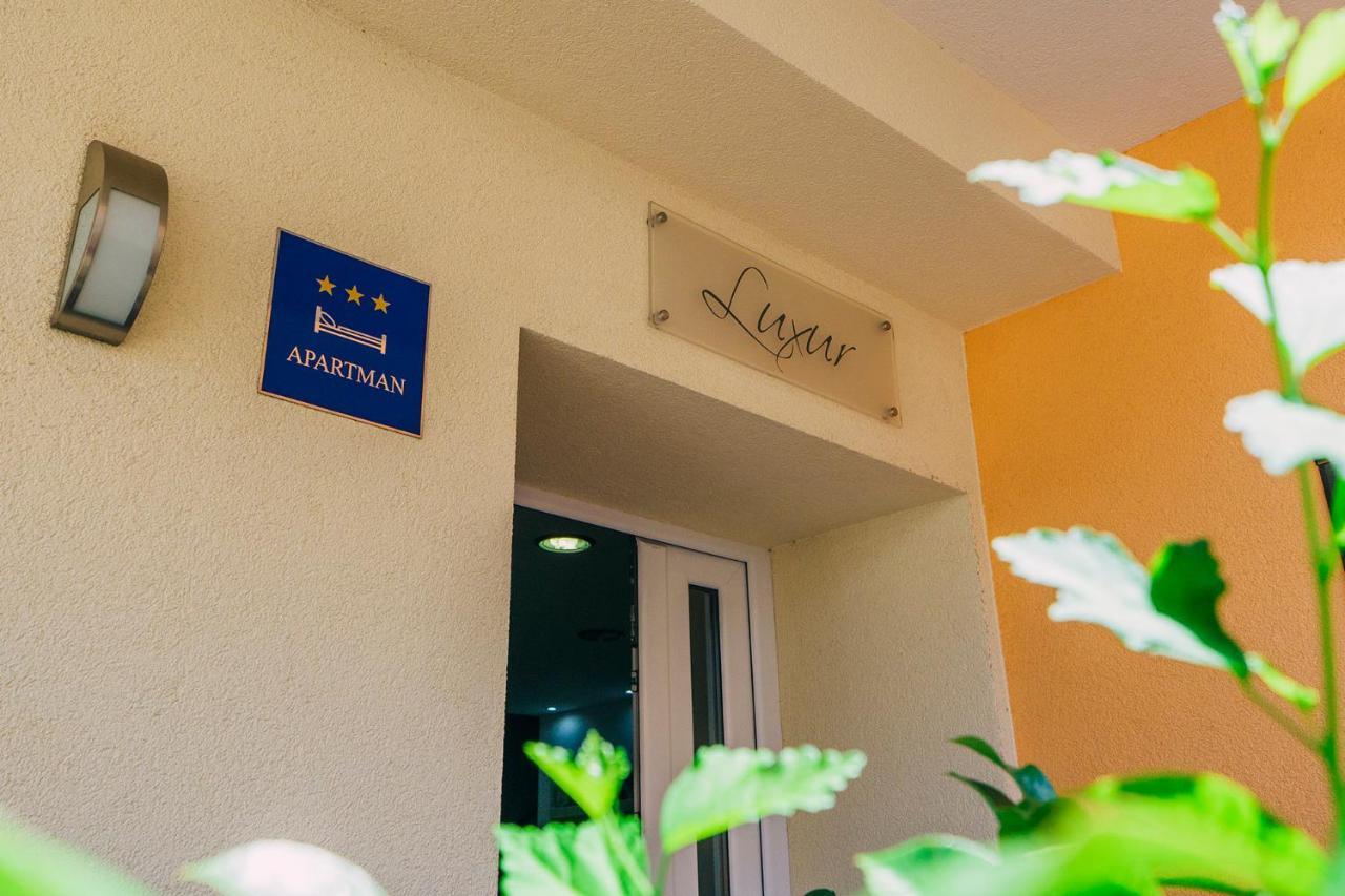 Apartments Luxur Center Baška Voda Exterior foto